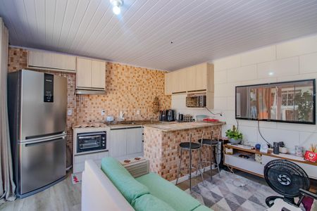 Casa à venda com 140m², 3 quartos e sem vagaSala - Casa Fundos