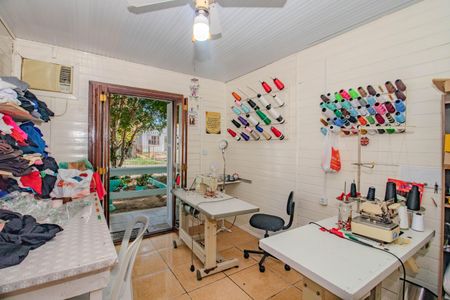 Casa à venda com 140m², 3 quartos e sem vagaEscritório