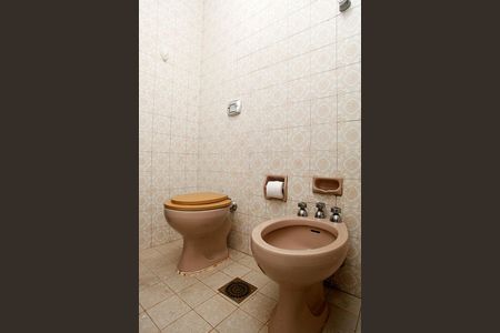 Apartamento à venda com 134m², 2 quartos e 2 vagasBanheiro 2