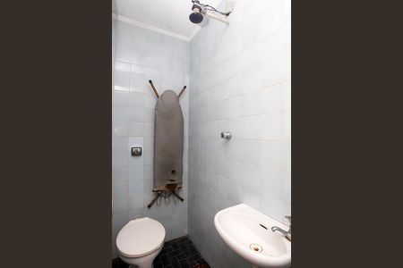 Apartamento à venda com 134m², 2 quartos e 2 vagasBanheiro 2 Serviço