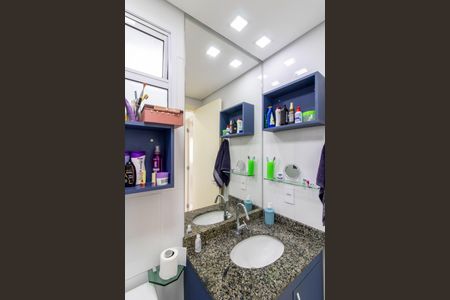 Apartamento para alugar com 60m², 3 quartos e 1 vaga Apartamento para alugar com 60m², 3 quartos e 1 vagaBanheiro