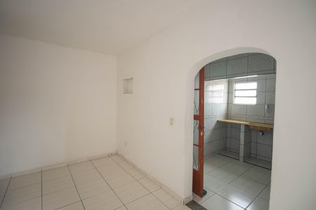 Sala de casa para alugar com 2 quartos, 65m² em Jardim Alcântara, São Gonçalo