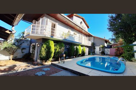 Casa à venda com 423m², 4 quartos e 5 vagas