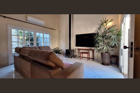 Casa à venda com 4 quartos, 423m² em Jardim Isabel, Porto Alegre