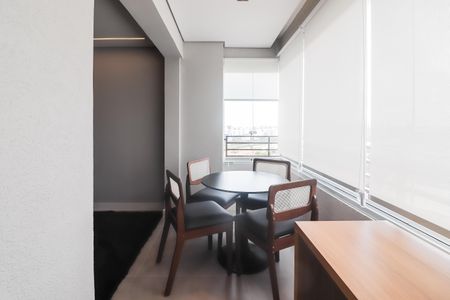 Varanda de kitnet/studio à venda com 1 quarto, 33m² em Butantã, São Paulo