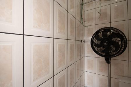 Casa à venda com 104m², 2 quartos e 1 vagaBanheiro 2