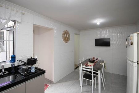 Casa à venda com 104m², 2 quartos e 1 vagaCozinha 