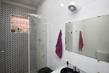 Casa à venda com 104m², 2 quartos e 1 vagaBanheiro 