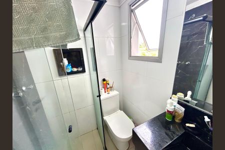 Apartamento à venda com 52m², 2 quartos e 1 vaga Apartamento à venda com 52m², 2 quartos e 1 vagaBanheiro