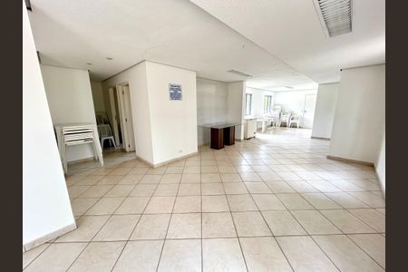 Apartamento à venda com 52m², 2 quartos e 1 vaga Apartamento à venda com 52m², 2 quartos e 1 vagaÁrea comum - Salão de festas