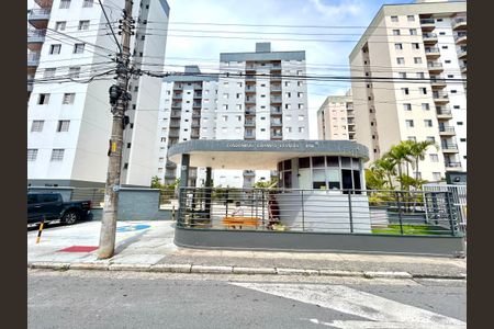 Apartamento à venda com 52m², 2 quartos e 1 vaga Apartamento à venda com 52m², 2 quartos e 1 vagaFachada do Prédio