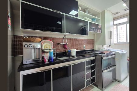 Apartamento à venda com 74m², 3 quartos e 1 vagaCozinha 