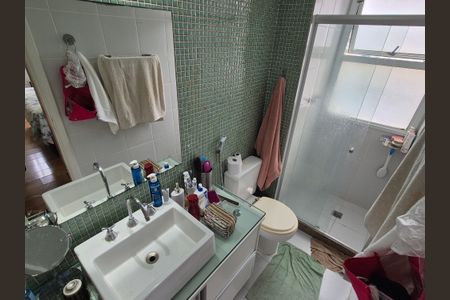 Apartamento à venda com 74m², 3 quartos e 1 vagaBanheiro 