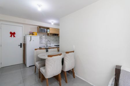 Sala de apartamento à venda com 2 quartos, 36m² em Vila das Bandeiras, Guarulhos