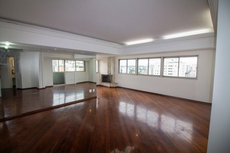 Sala / Sala de Jantar de apartamento para alugar com 3 quartos, 129m² em Campo Belo, São Paulo