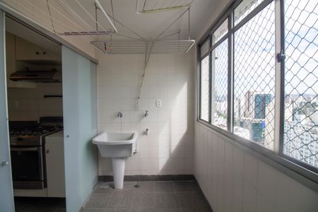 Apartamento para alugar com 129m², 3 quartos e 3 vagasÁrea de Serviço