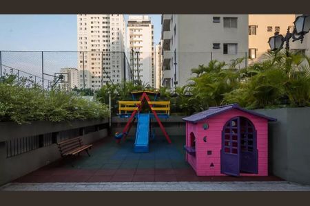 Apartamento para alugar com 129m², 3 quartos e 3 vagasÁrea comum - Playground