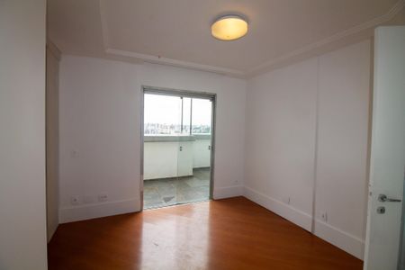 Apartamento para alugar com 129m², 3 quartos e 3 vagasQuarto 2