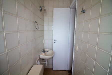 Apartamento para alugar com 129m², 3 quartos e 3 vagasBanheiro de Serviço