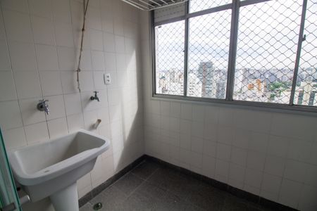 Apartamento para alugar com 129m², 3 quartos e 3 vagasÁrea de Serviço