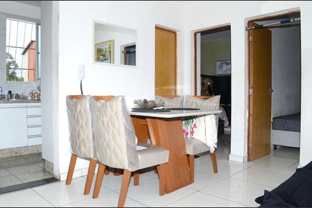 Sala de apartamento à venda com 2 quartos, 45m² em São Gabriel, Belo Horizonte