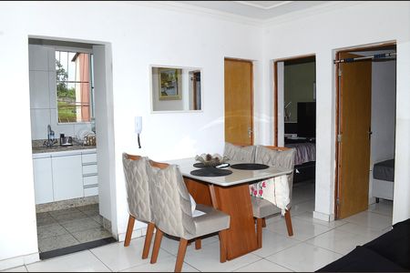 Sala de apartamento à venda com 2 quartos, 45m² em São Gabriel, Belo Horizonte