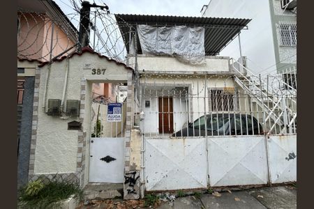 Casa para alugar com 75m², 3 quartos e sem vagaFachada + plaquinha