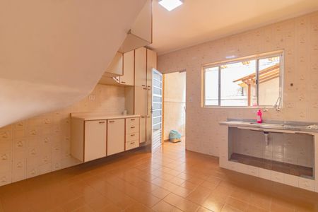 Casa para alugar com 80m², 2 quartos e 2 vagas