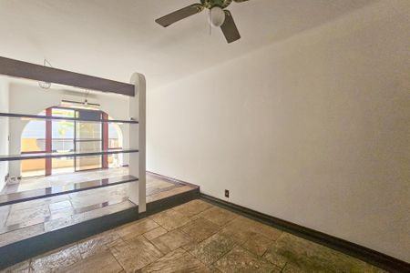 Sala de apartamento para alugar com 3 quartos, 137m² em Jardim Praiano, Guarujá