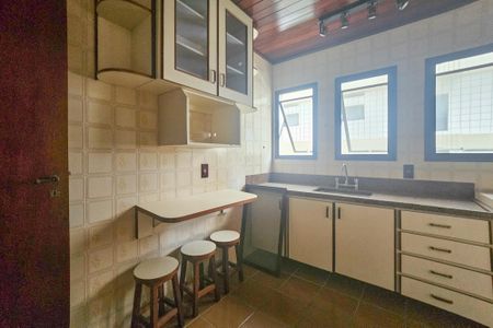 Apartamento para alugar com 137m², 3 quartos e 2 vagas Apartamento para alugar com 137m², 3 quartos e 2 vagascozinha