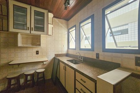 Apartamento para alugar com 137m², 3 quartos e 2 vagas Apartamento para alugar com 137m², 3 quartos e 2 vagascozinha