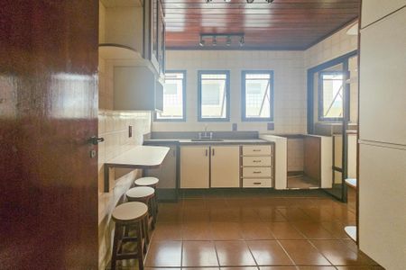 Apartamento para alugar com 137m², 3 quartos e 2 vagas Apartamento para alugar com 137m², 3 quartos e 2 vagascozinha