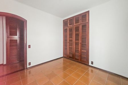 Apartamento para alugar com 137m², 3 quartos e 2 vagas Apartamento para alugar com 137m², 3 quartos e 2 vagasQuarto 2
