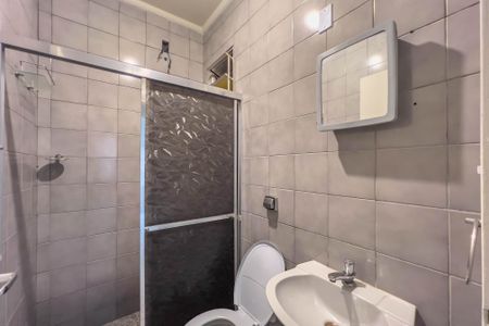 Banheiro de casa para alugar com 1 quarto, 50m² em Bosque da Saúde, São Paulo