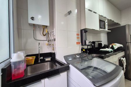 Apartamento à venda com 56m², 2 quartos e 1 vagaÁrea de Serviço