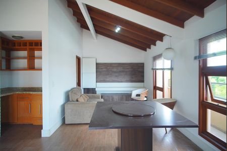 Apartamento à venda com 159m², 2 quartos e 1 vagaCobertura - Sala