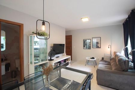 Casa de condomínio à venda com 55m², 2 quartos e 1 vagaSala / Cozinha 