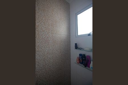 Casa de condomínio à venda com 55m², 2 quartos e 1 vagaBanheiro da Suíte 1