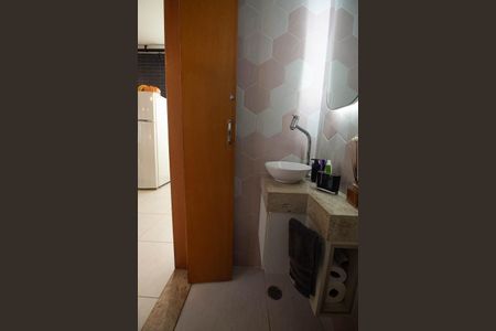 Casa de condomínio à venda com 55m², 2 quartos e 1 vagaLavabo