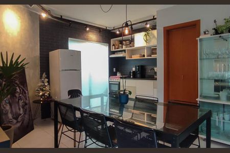 Casa de condomínio à venda com 55m², 2 quartos e 1 vagaSala / Cozinha 