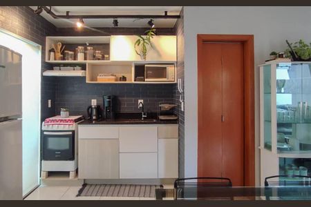 Casa de condomínio à venda com 55m², 2 quartos e 1 vagaSala / Cozinha 