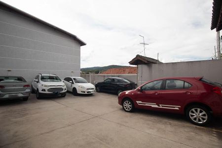 Casa de condomínio à venda com 55m², 2 quartos e 1 vagaGaragem