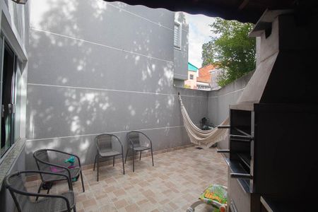 Casa de condomínio à venda com 55m², 2 quartos e 1 vagaQuintal / Churrasqueira