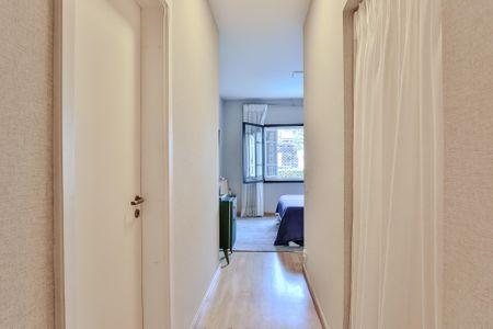 Casa de condomínio à venda com 464m², 5 quartos e 6 vagas