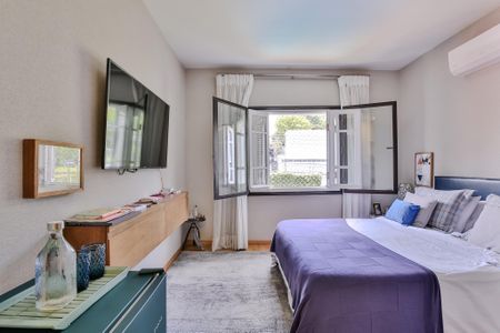 Casa de condomínio à venda com 464m², 5 quartos e 6 vagas