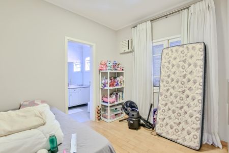 Casa de condomínio à venda com 464m², 5 quartos e 6 vagas