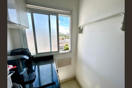 Apartamento à venda com 42m², 2 quartos e 1 vaga Apartamento à venda com 42m², 2 quartos e 1 vagaÁrea de Serviço