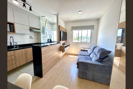 Sala de apartamento à venda com 2 quartos, 42m² em Vila Galvão, Guarulhos