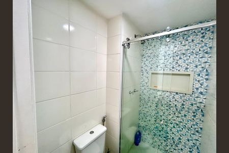 Apartamento à venda com 42m², 2 quartos e 1 vaga Apartamento à venda com 42m², 2 quartos e 1 vagaBanheiro