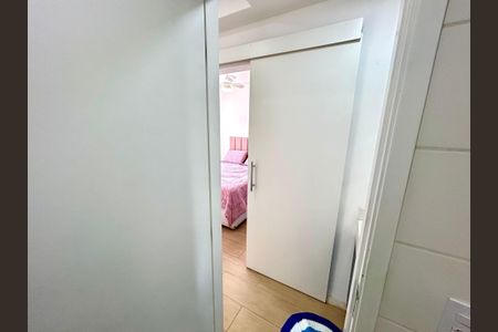 Apartamento à venda com 42m², 2 quartos e 1 vaga Apartamento à venda com 42m², 2 quartos e 1 vagaBanheiro